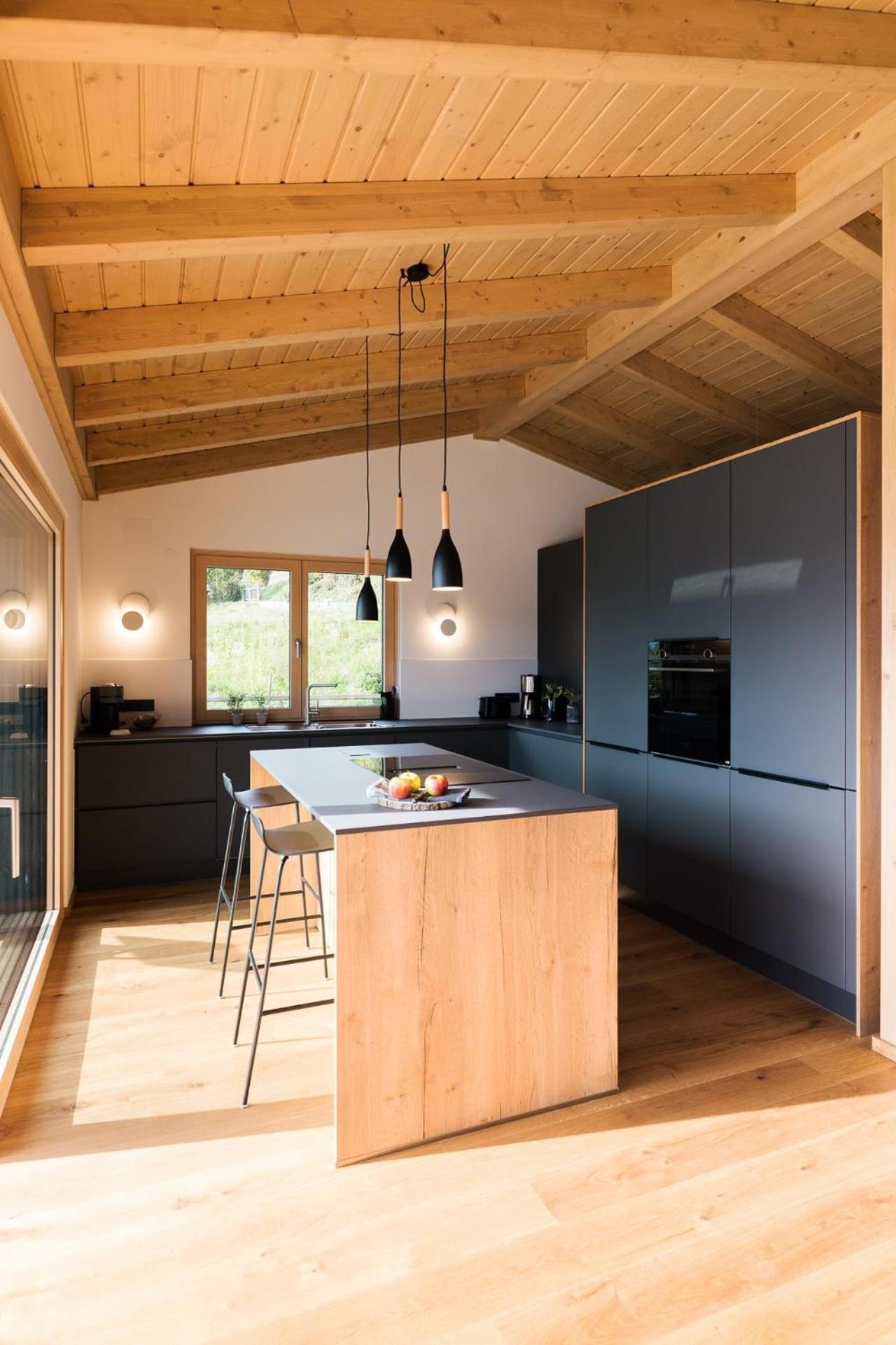 Chalet Seeblick มิลชตัทท์ ภายนอก รูปภาพ